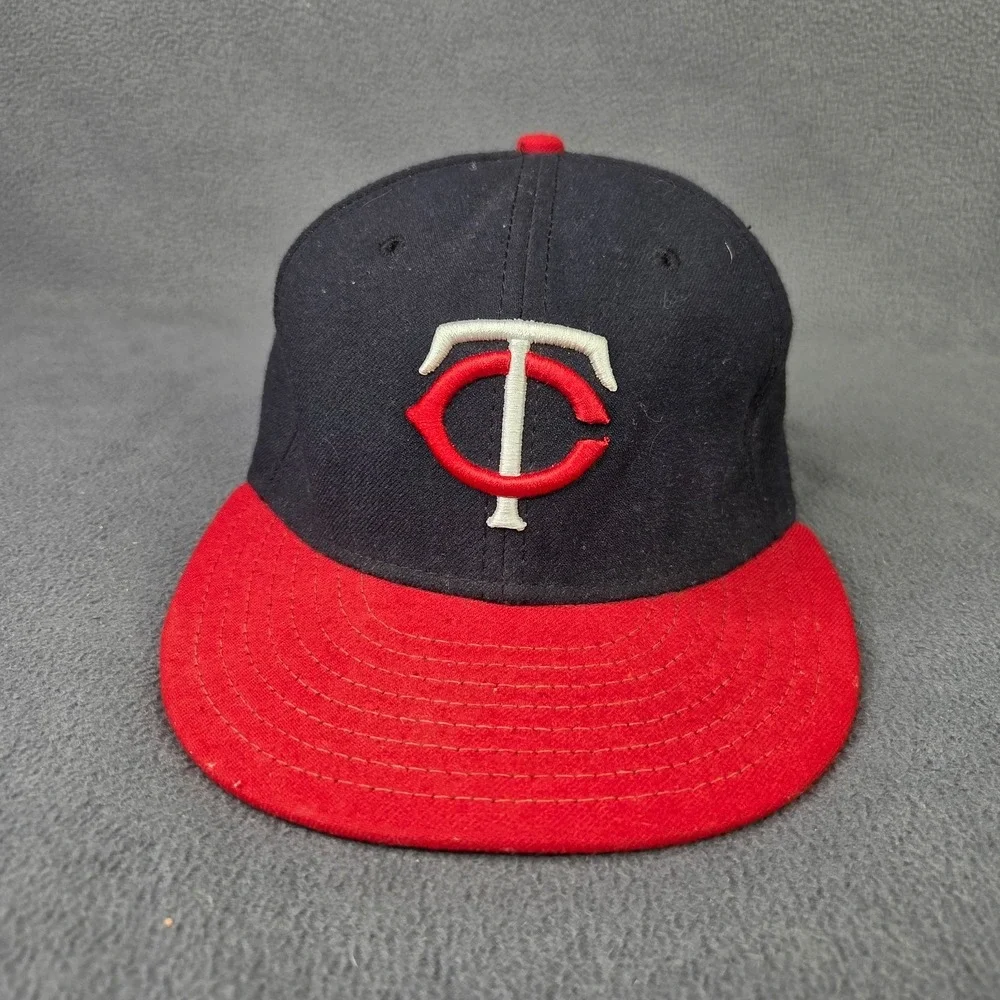 New Era 59FIFTY Minnesota Twins‎ Fitted Hat Two Tone Size 7 1/4 Cap Embroidered